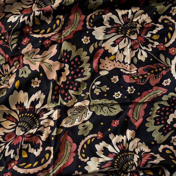 Ann Taylor Navy Floral Scarf - Picture 2 of 4